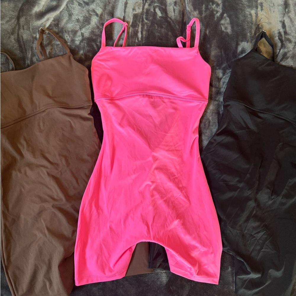 Tummy Control Cut-Out Sports Romper (3)